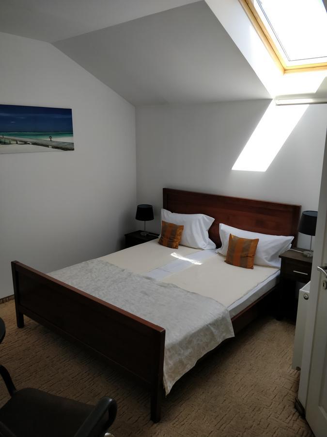 Hotel Oxigen Petrosani Luaran gambar