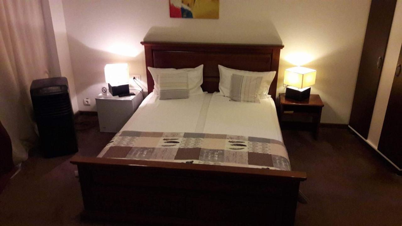 Hotel Oxigen Petrosani Luaran gambar