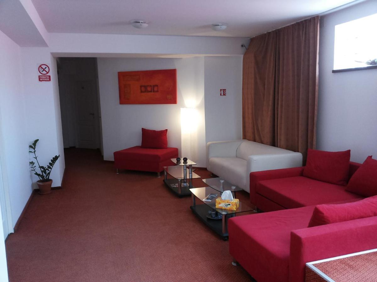 Hotel Oxigen Petrosani Luaran gambar